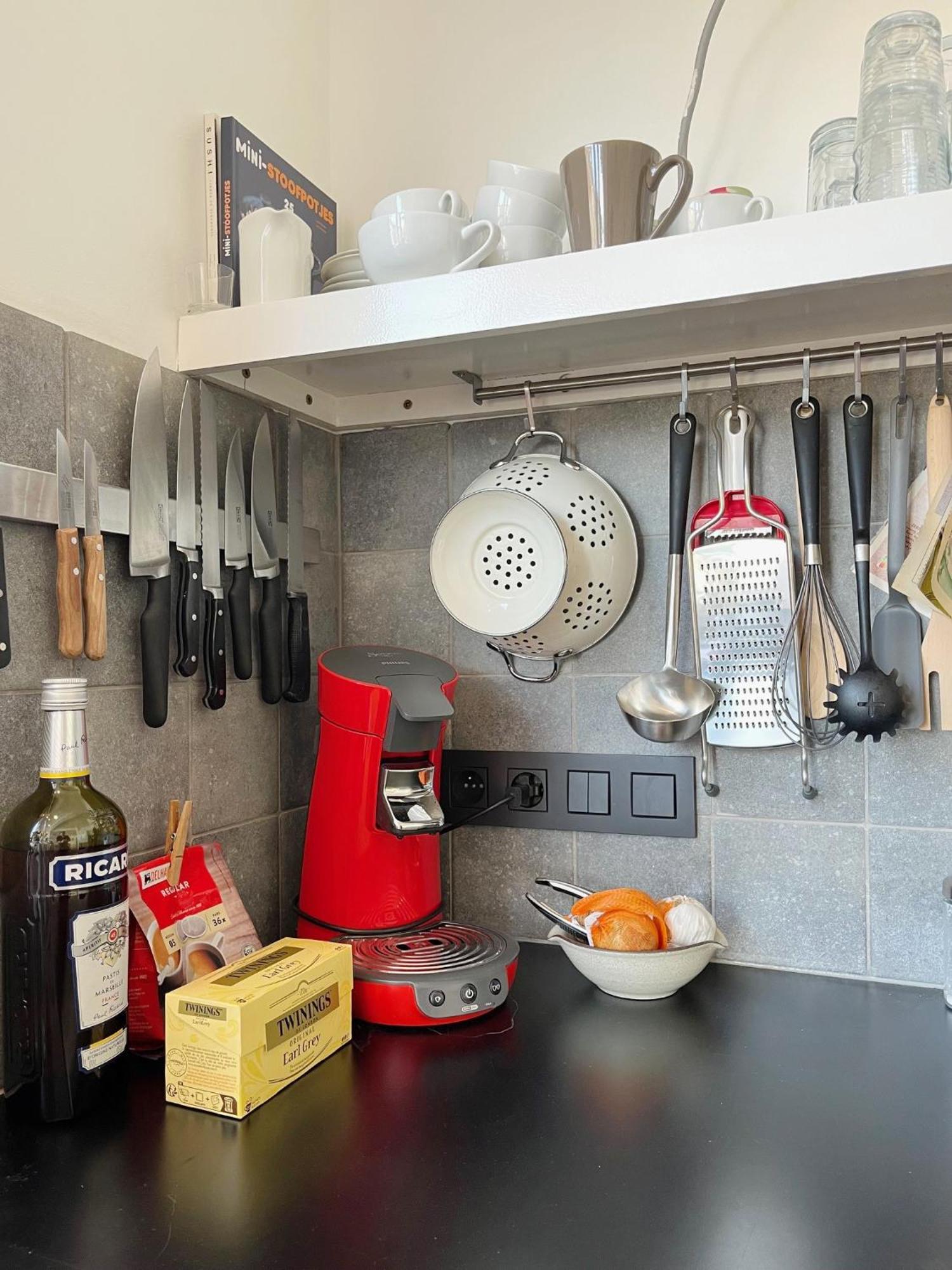 Trendy & Sunny Apartment In Gent Bagian luar foto