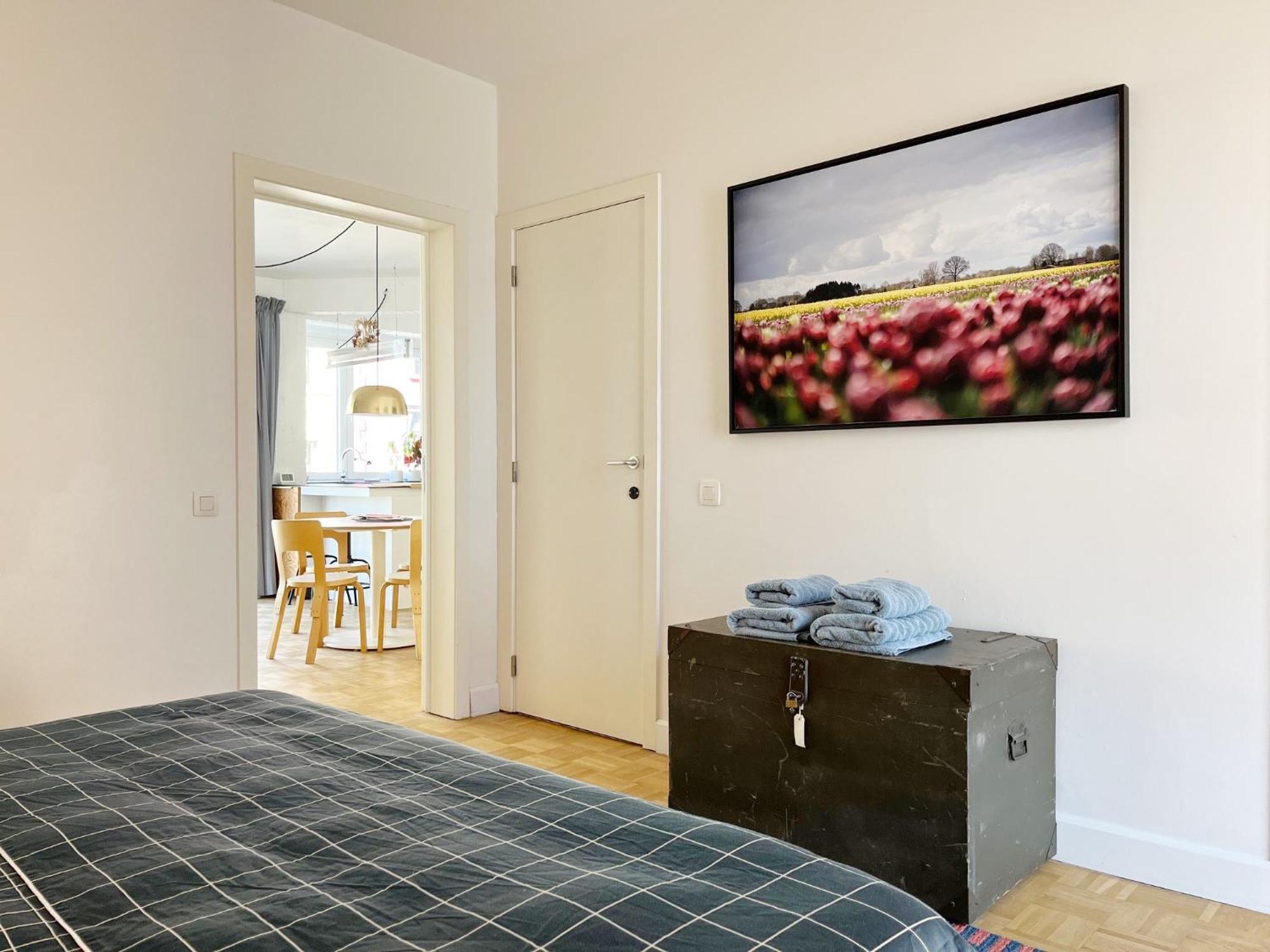 Trendy & Sunny Apartment In Gent Bagian luar foto
