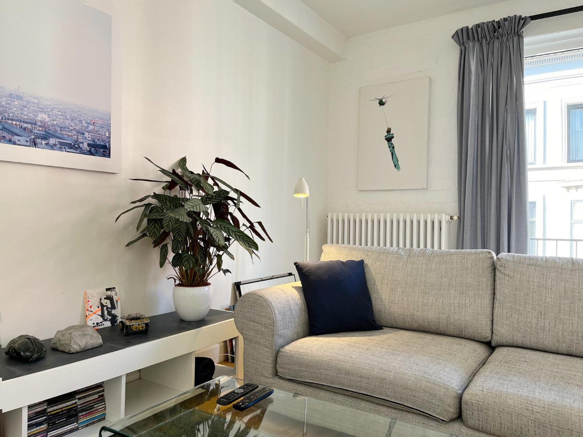 Trendy & Sunny Apartment In Gent Bagian luar foto