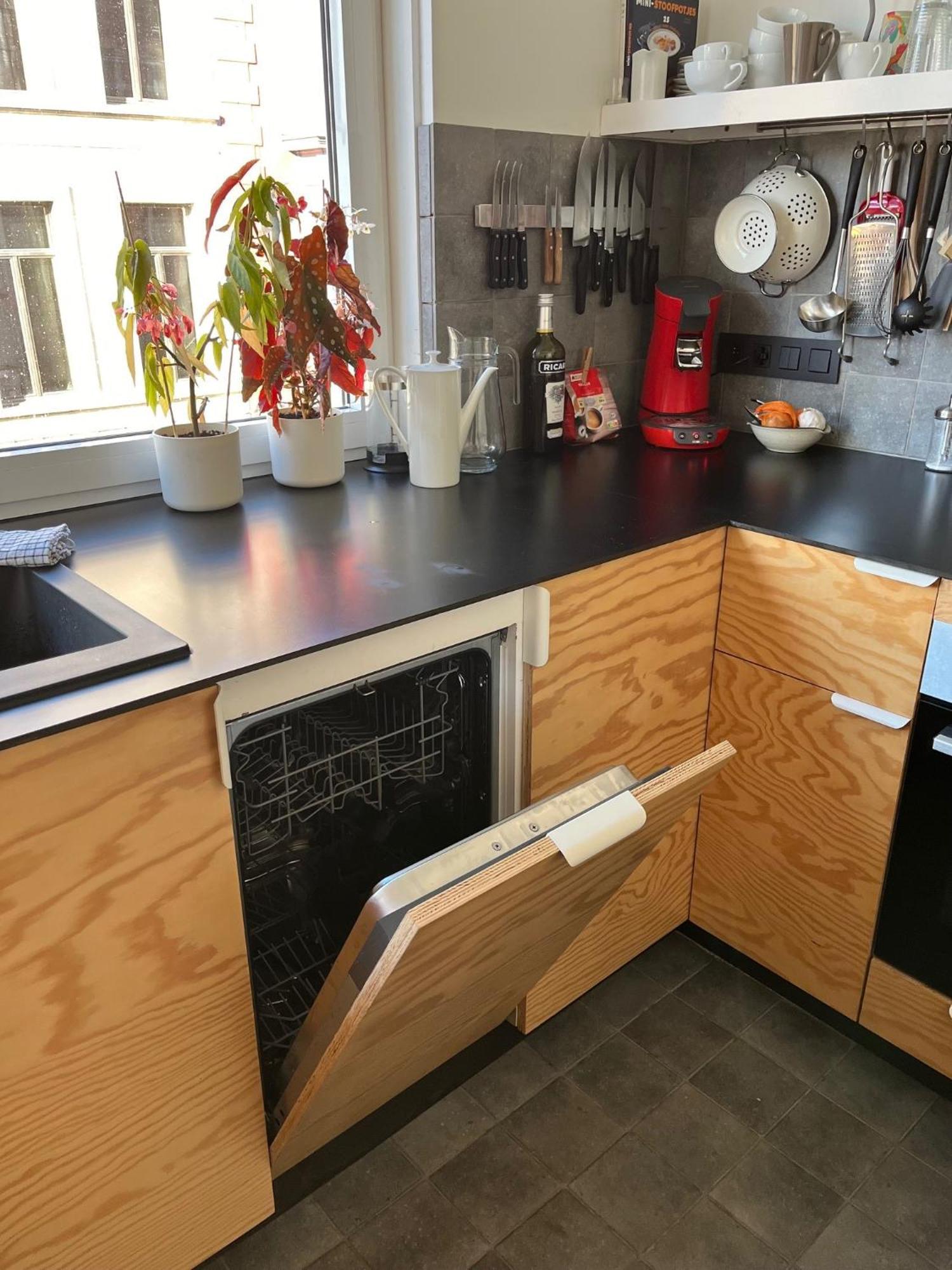 Trendy & Sunny Apartment In Gent Bagian luar foto